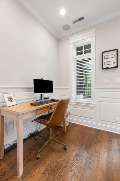 Tiny photo for 3337 N Seminary Avenue #2, Chicago, IL 60657 (MLS # 12667109)