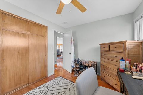 Tiny photo for 1609 W John Street, Champaign, IL 61821 (MLS # 12493464)