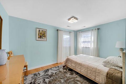 Tiny photo for 327 N Pershing Avenue, Mundelein, IL 60060 (MLS # 12611704)