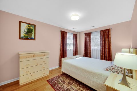 Tiny photo for 327 N Pershing Avenue, Mundelein, IL 60060 (MLS # 12611704)