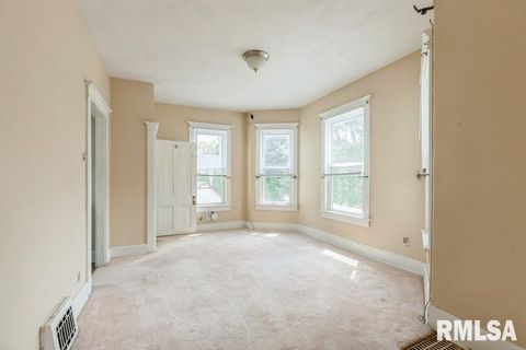 Tiny photo for 2308 18TH Avenue, Moline, IL 61265 (MLS # QC4268561)