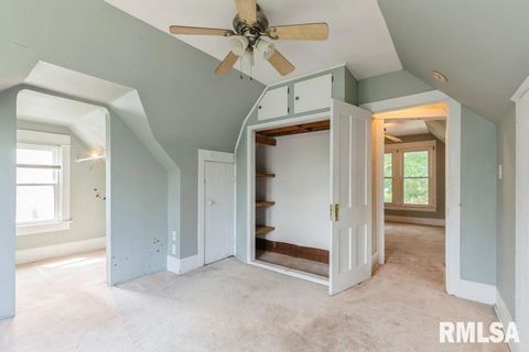 Tiny photo for 2308 18TH Avenue, Moline, IL 61265 (MLS # QC4268561)