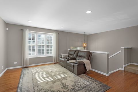 Tiny photo for 3303 Redbud Drive, Lindenhurst, IL 60046 (MLS # 12494322)