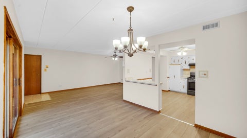 Tiny photo for 16724 Paxton Avenue #2N, Tinley Park, IL 60477 (MLS # 12737685)