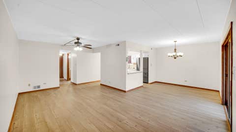 Tiny photo for 16724 Paxton Avenue #2N, Tinley Park, IL 60477 (MLS # 12737685)