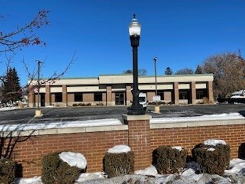 121 W Lincoln Highway DeKalb IL 60115