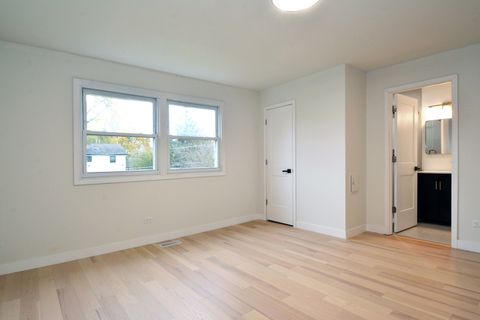 Tiny photo for 1703 N Burning Bush Lane, Mount Prospect, IL 60056 (MLS # 12542349)