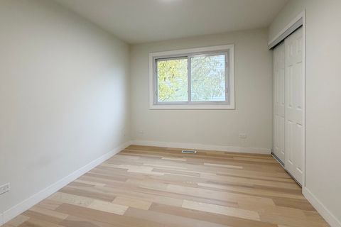 Tiny photo for 1703 N Burning Bush Lane, Mount Prospect, IL 60056 (MLS # 12542349)