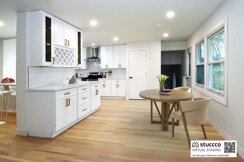 Tiny photo for 1703 N Burning Bush Lane, Mount Prospect, IL 60056 (MLS # 12542349)