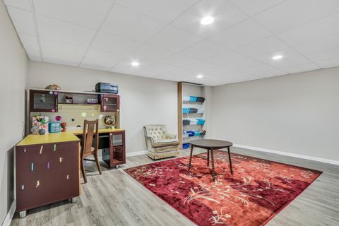 Tiny photo for 2313 Carriage Lane, Lindenhurst, IL 60046 (MLS # 12668099)