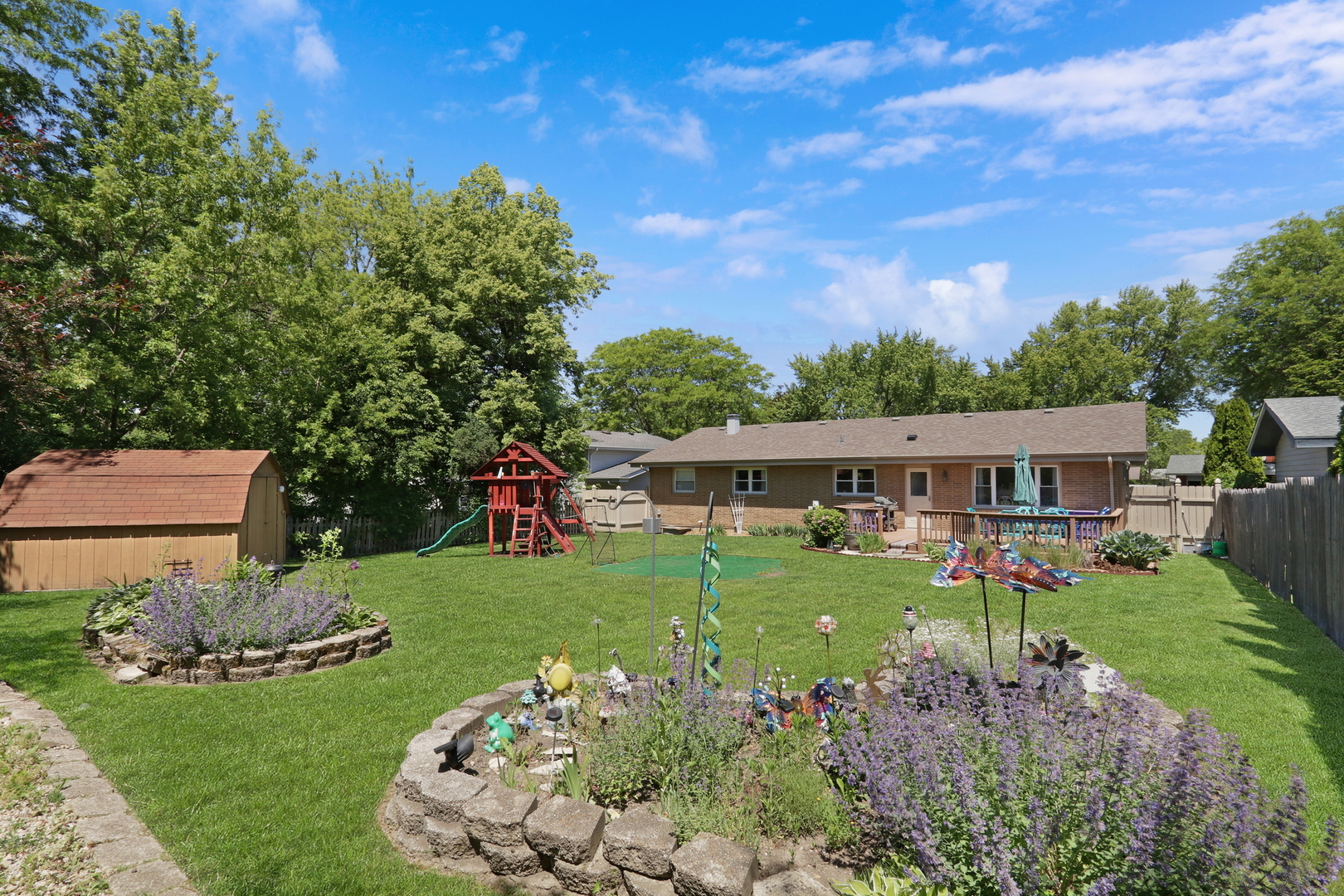 2313 Carriage Lane