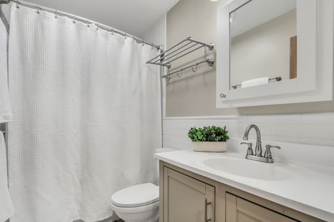 Tiny photo for 2313 Carriage Lane, Lindenhurst, IL 60046 (MLS # 12668099)