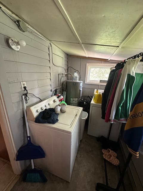 Tiny photo for 715 N James Street, Carbondale, IL 62901 (MLS # 12715821)