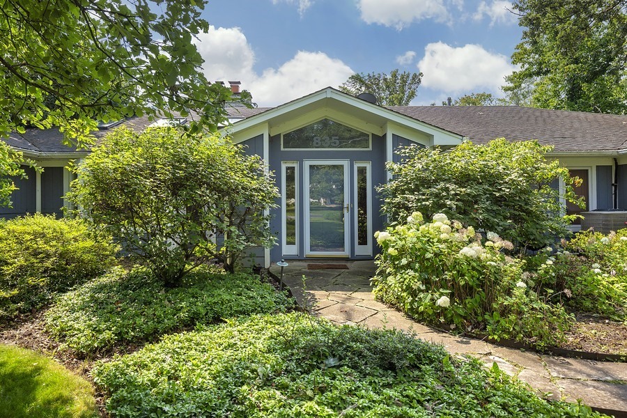 835 Northwoods Road