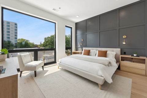 Tiny photo for 2072 N Western Avenue #303, Chicago, IL 60647 (MLS # 12745971)
