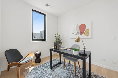 Tiny photo for 2072 N Western Avenue #303, Chicago, IL 60647 (MLS # 12745971)