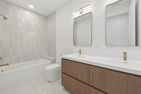 Tiny photo for 2072 N Western Avenue #303, Chicago, IL 60647 (MLS # 12745971)