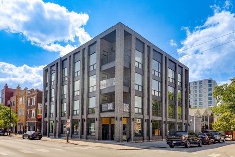 Photo of 2072 N Western Avenue #303, Chicago, IL 60647 (MLS # 12745971)