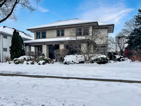 Tiny photo for 305 N Addison Avenue, Elmhurst, IL 60126 (MLS # 12530600)
