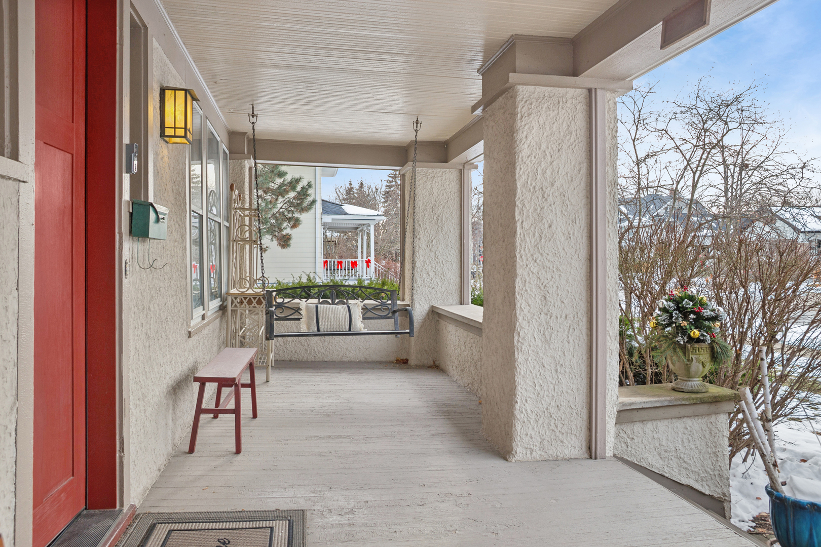 305 N Addison Avenue