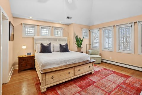 Tiny photo for 305 N Addison Avenue, Elmhurst, IL 60126 (MLS # 12530600)