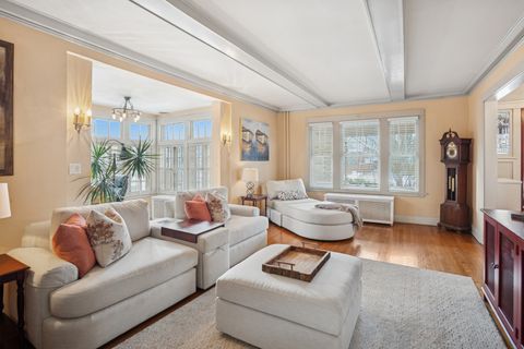 Tiny photo for 305 N Addison Avenue, Elmhurst, IL 60126 (MLS # 12530600)