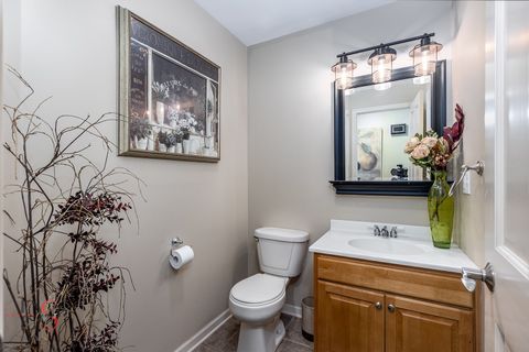 Tiny photo for 1123 Country Oak Drive, Ottawa, IL 61350 (MLS # 12519835)