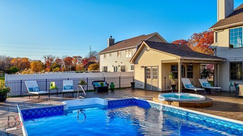 Tiny photo for 1123 Country Oak Drive, Ottawa, IL 61350 (MLS # 12519835)