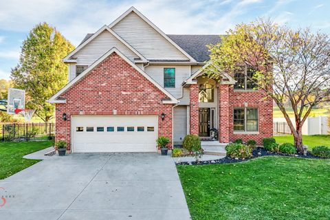 Tiny photo for 1123 Country Oak Drive, Ottawa, IL 61350 (MLS # 12519835)