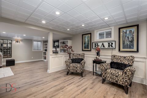 Tiny photo for 1123 Country Oak Drive, Ottawa, IL 61350 (MLS # 12519835)