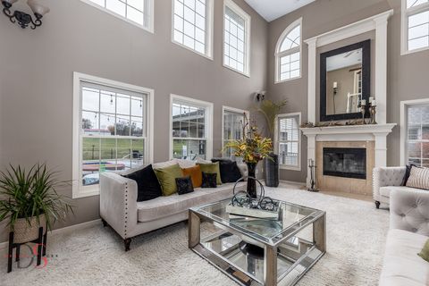 Tiny photo for 1123 Country Oak Drive, Ottawa, IL 61350 (MLS # 12519835)