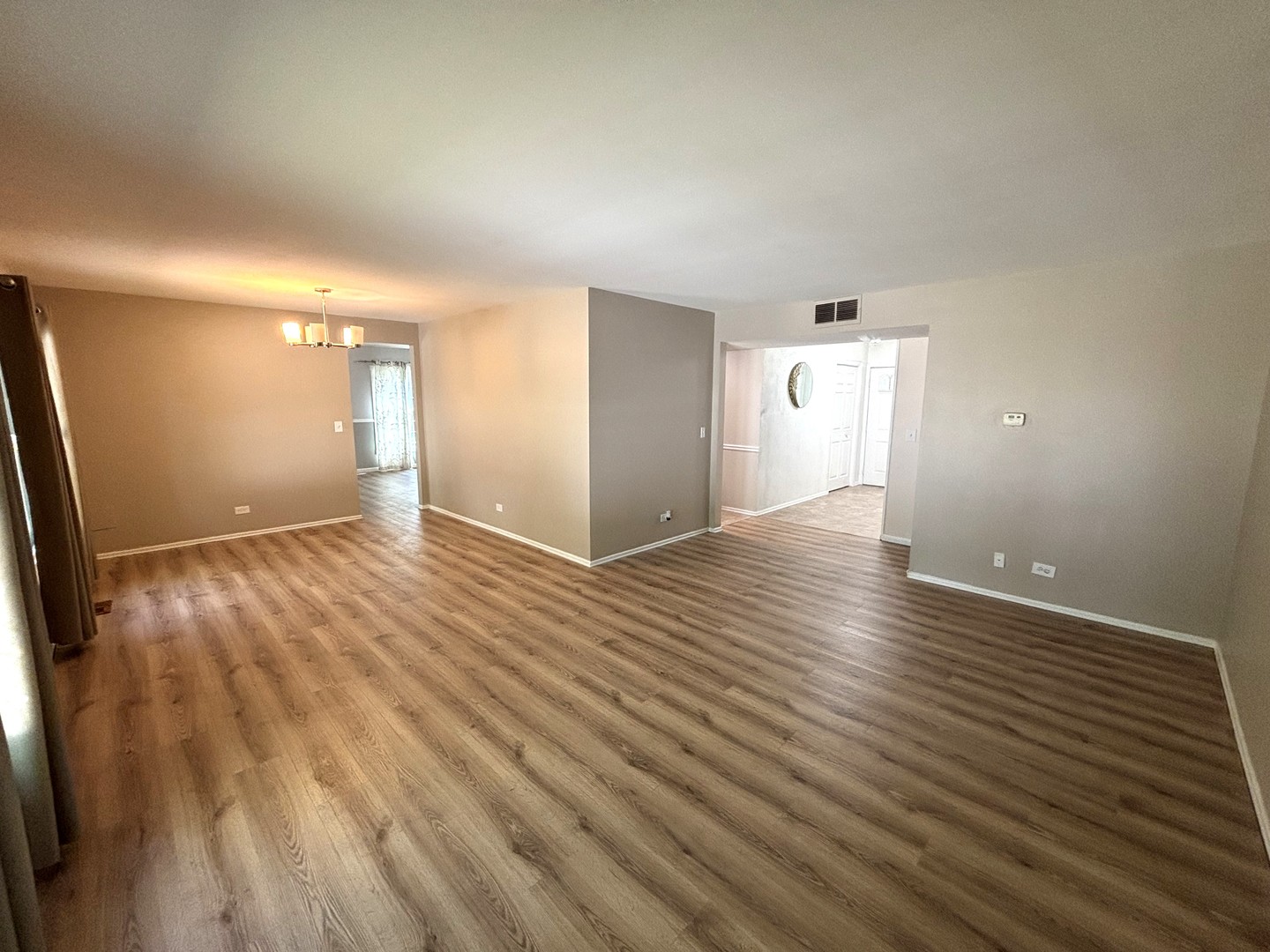 2s561 Ashley Drive