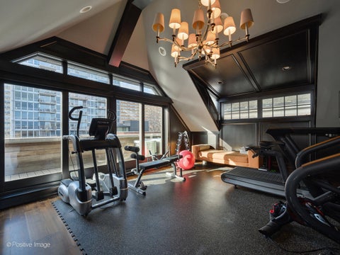 Tiny photo for 3024 N Lake Shore Drive, Chicago, IL 60657 (MLS # 12761136)