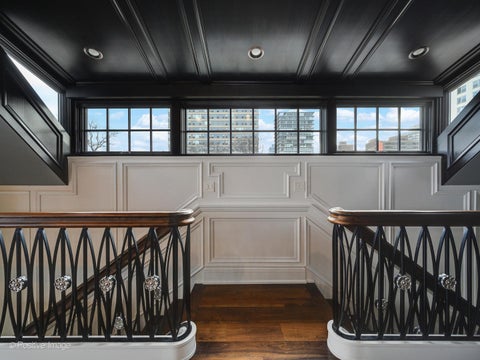 Tiny photo for 3024 N Lake Shore Drive, Chicago, IL 60657 (MLS # 12761136)