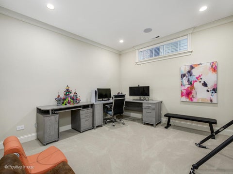 Tiny photo for 3024 N Lake Shore Drive, Chicago, IL 60657 (MLS # 12761136)