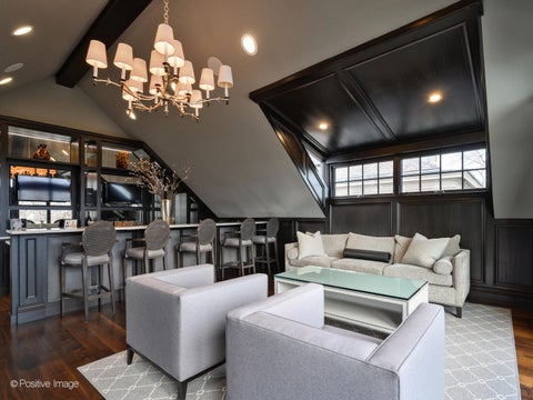 Tiny photo for 3024 N Lake Shore Drive, Chicago, IL 60657 (MLS # 12761136)