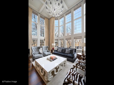 Tiny photo for 3024 N Lake Shore Drive, Chicago, IL 60657 (MLS # 12761136)