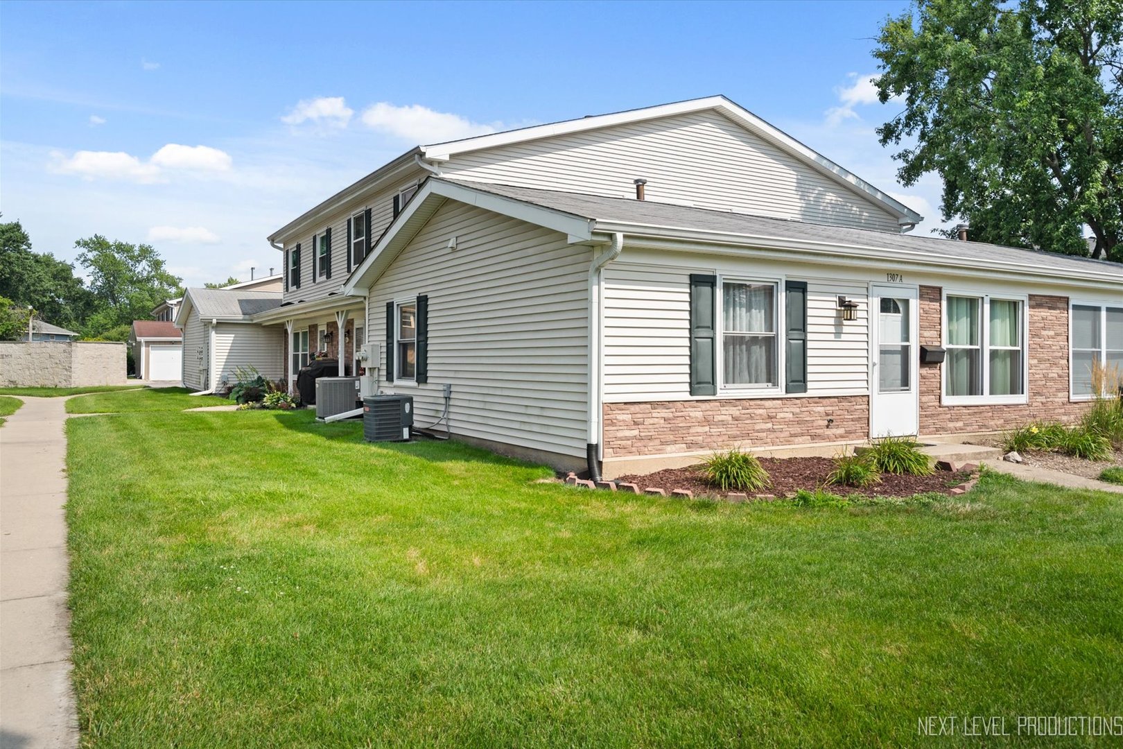 1307 Kingsbury Drive A