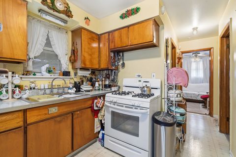 Tiny photo for 624 S 17th Avenue, Maywood, IL 60153 (MLS # 12526148)