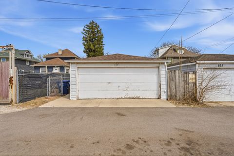 Tiny photo for 624 S 17th Avenue, Maywood, IL 60153 (MLS # 12526148)