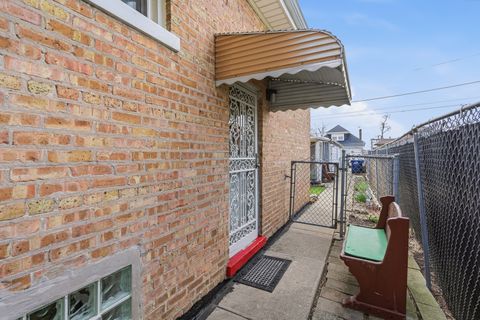 Tiny photo for 624 S 17th Avenue, Maywood, IL 60153 (MLS # 12526148)