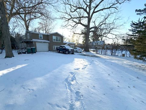 Tiny photo for 507 Pleasure Drive, Mundelein, IL 60060 (MLS # 12554717)