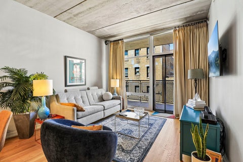 Tiny photo for 5430 N Sheridan Road #504, Chicago, IL 60640 (MLS # 12731757)