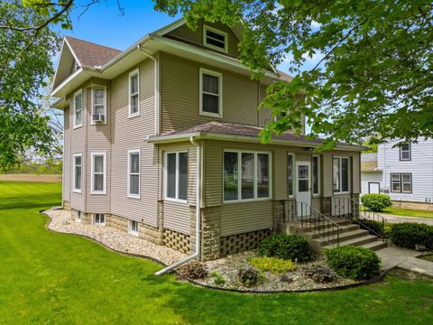 Tiny photo for 125 S State Street, Franklin Grove, IL 61031 (MLS # 12637576)