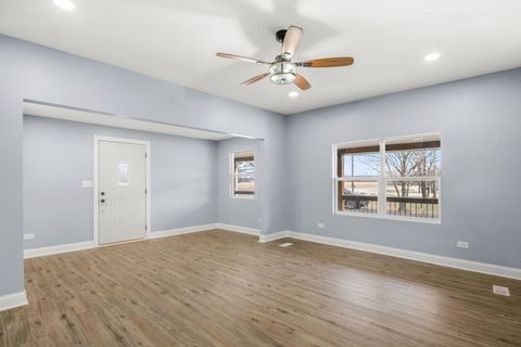 Tiny photo for 2402 N 41st Road, Sheridan, IL 60551 (MLS # 12536771)