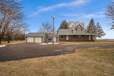Tiny photo for 2402 N 41st Road, Sheridan, IL 60551 (MLS # 12536771)