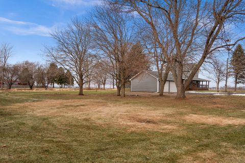 Tiny photo for 2402 N 41st Road, Sheridan, IL 60551 (MLS # 12536771)
