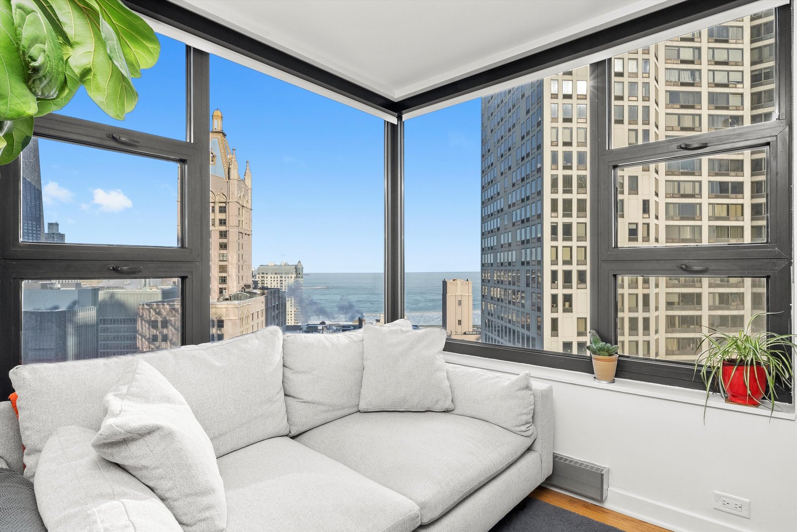 401 E ONTARIO Street 3205