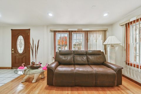 Tiny photo for 5536 S Normandy Avenue, Chicago, IL 60638 (MLS # 12509200)