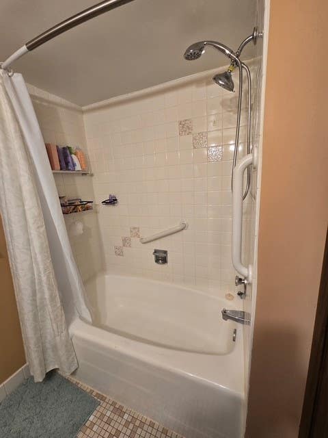 Tiny photo for 150 E Grand Avenue #302, Elmhurst, IL 60126 (MLS # 12729182)